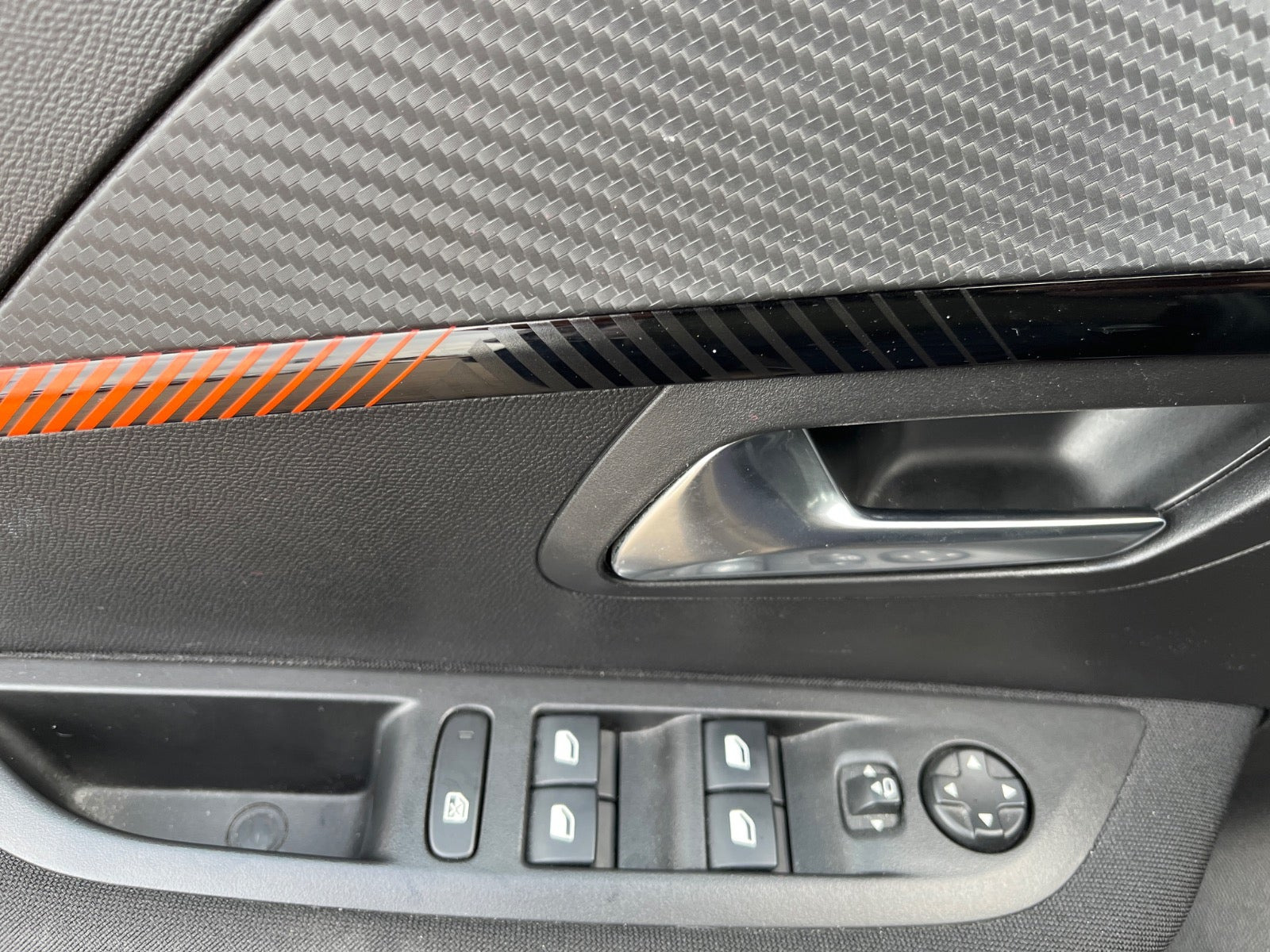 undefined Peugeot 208 fra 2022