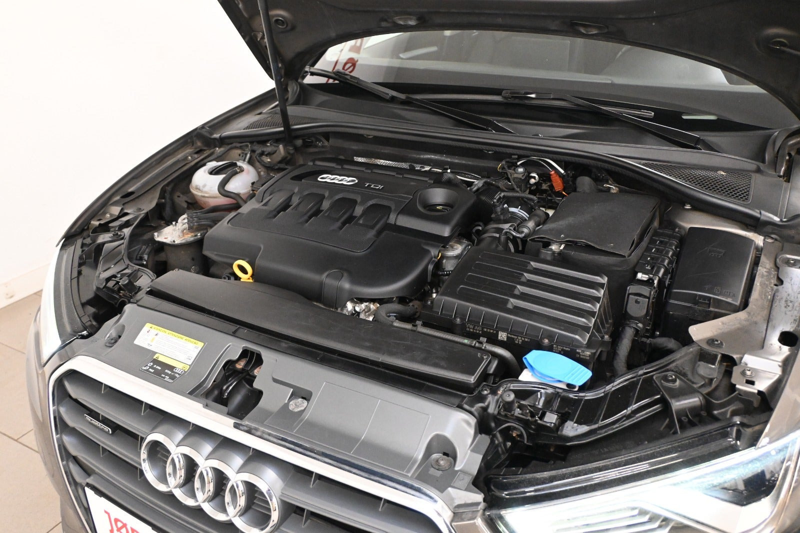 Beige Audi A3 fra 2016