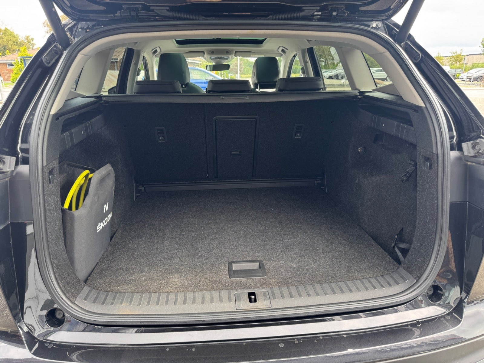 Sort Skoda Enyaq fra 2022