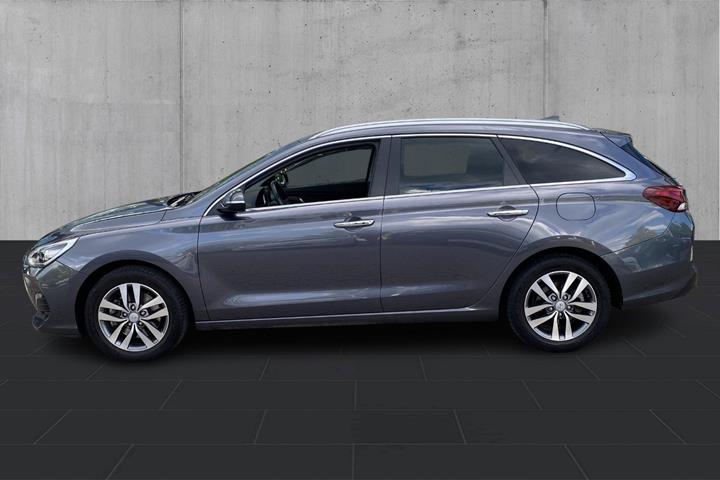 Grå Hyundai i30 fra 2018