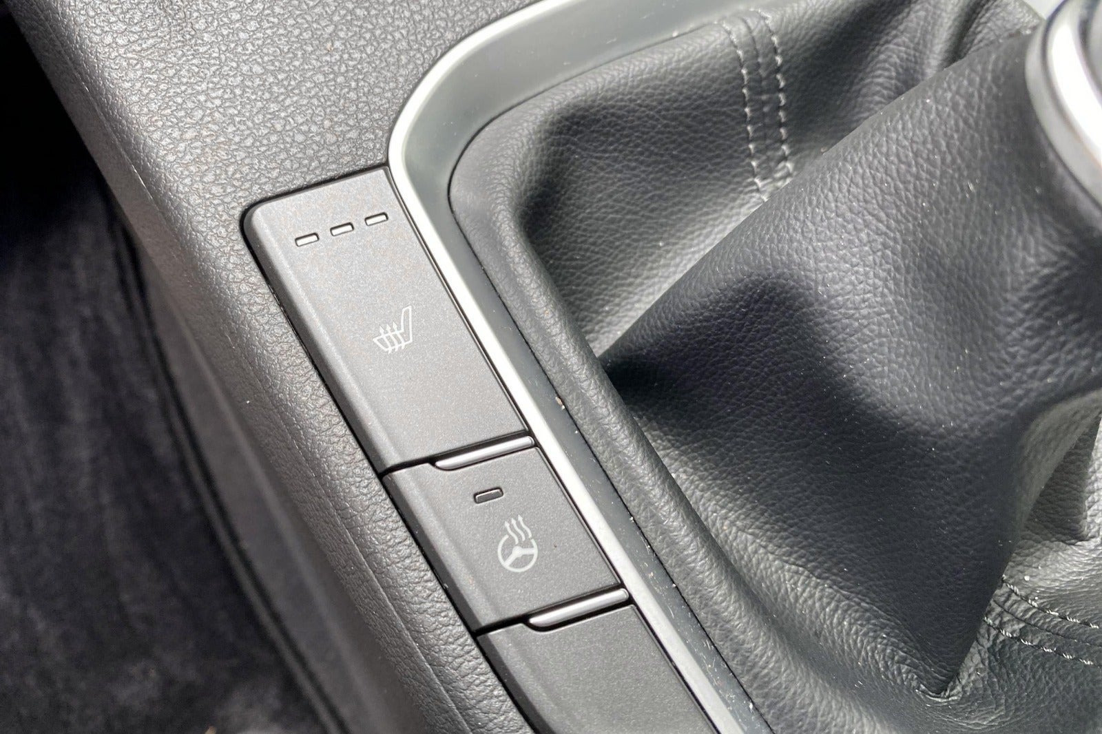 Grå Hyundai i30 fra 2018