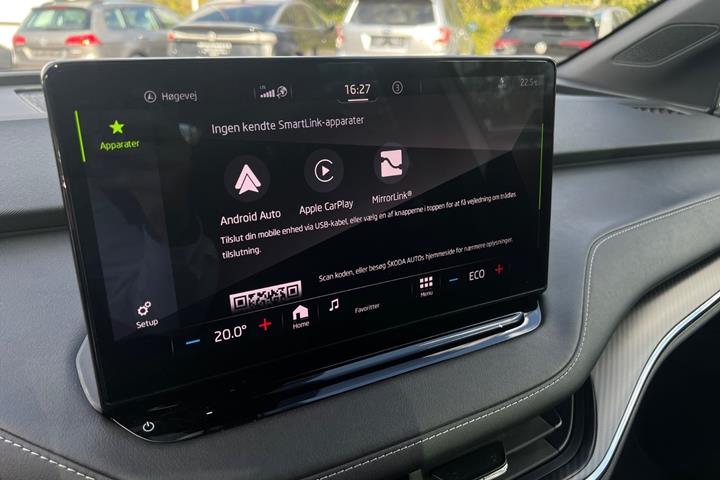 Hvid Skoda Enyaq fra 2024