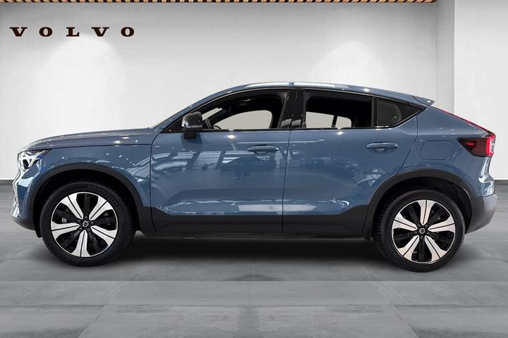 Blå Volvo C40 fra 2023