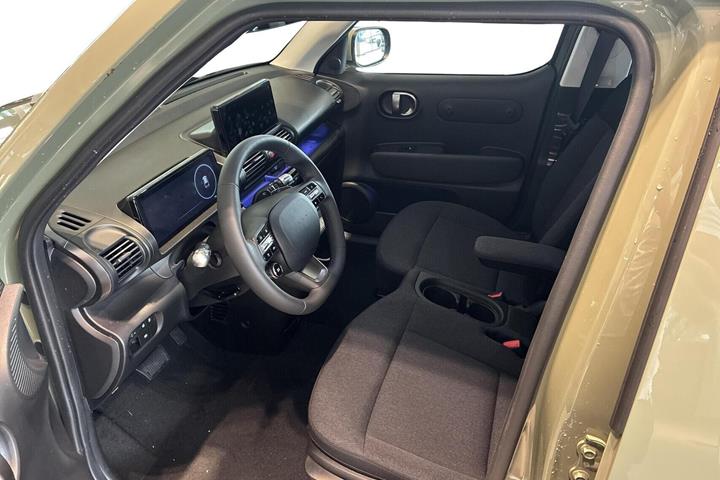 Beige Hyundai Inster fra 2026