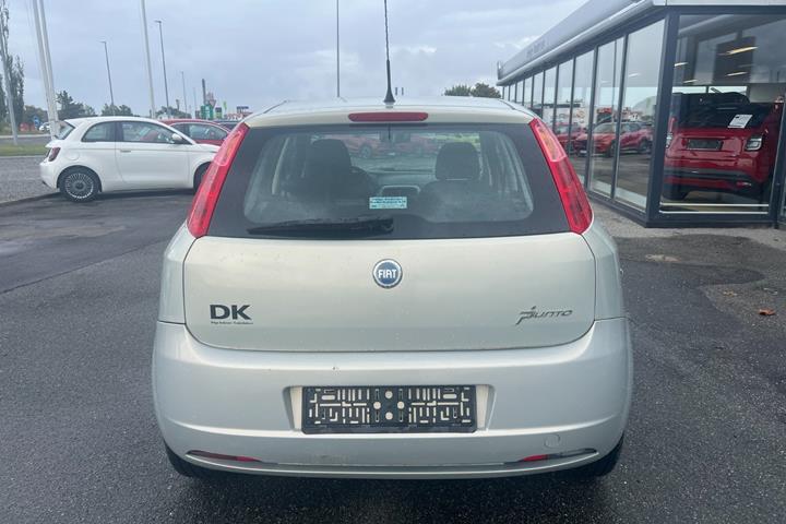 Beige Fiat Punto fra 2006