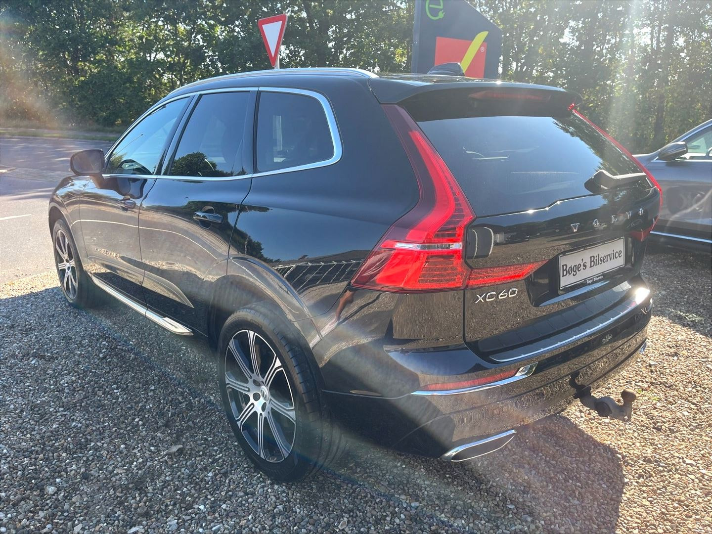 Sort Volvo XC60 fra 2018