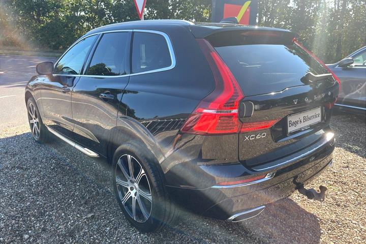 Sort Volvo XC60 fra 2018