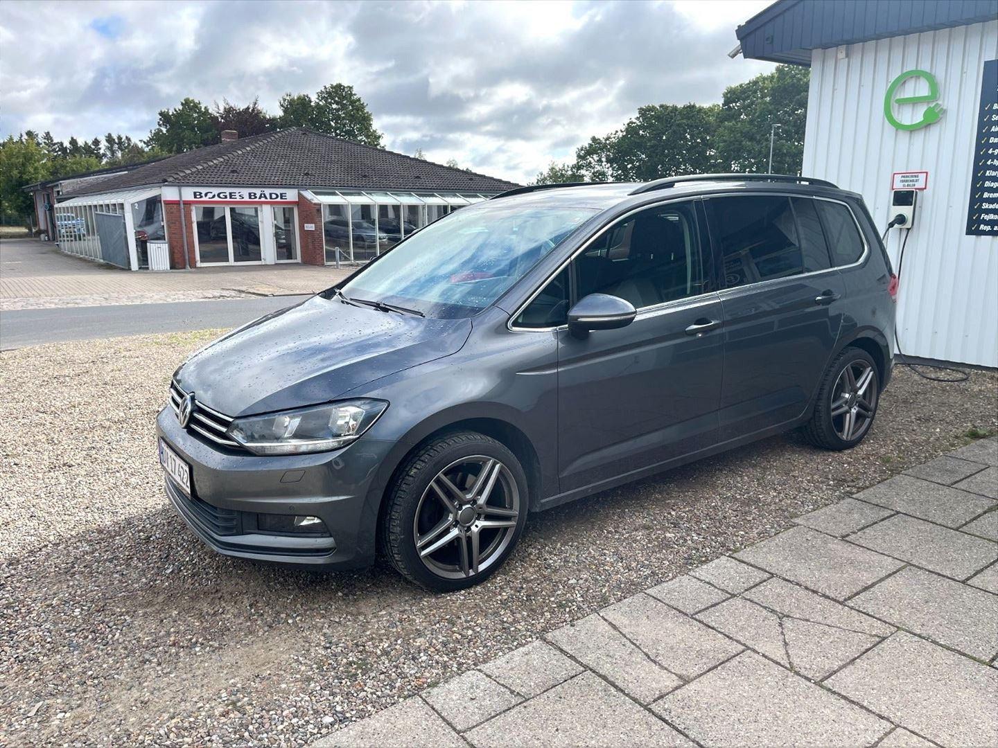 VW Touran 1,6 TDi 115 Comfortline DSG 7prs