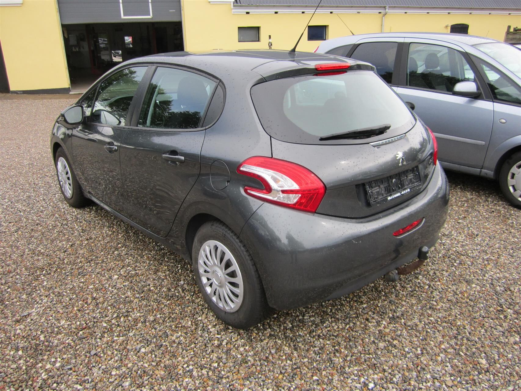 undefined Peugeot 208 fra 2012