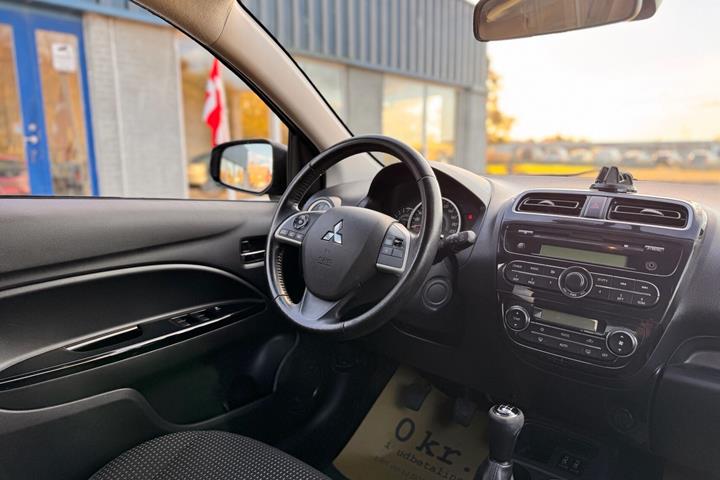 undefined Mitsubishi Space Star fra 2016