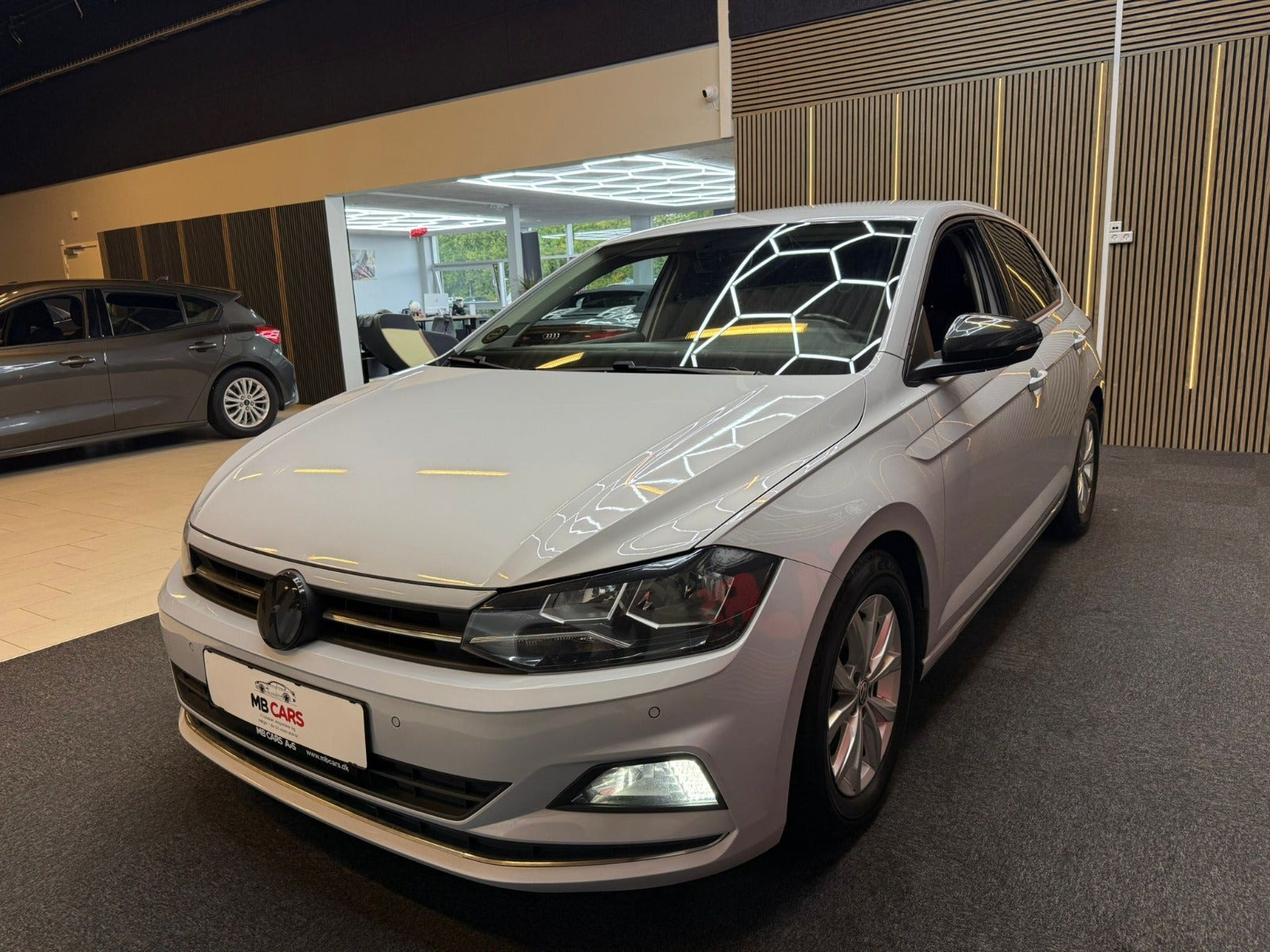 Hvid VW Polo fra 2019