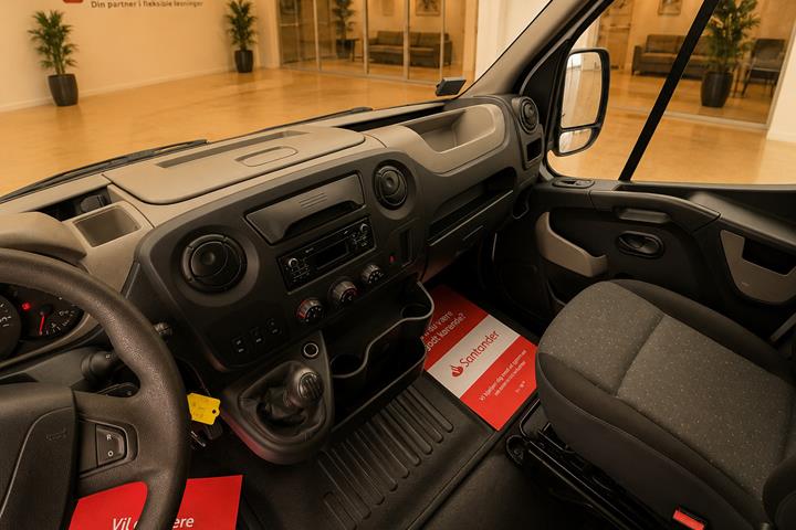Hvid Renault Master III T35 fra 2017