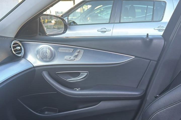 undefined Mercedes E300 de fra 2019