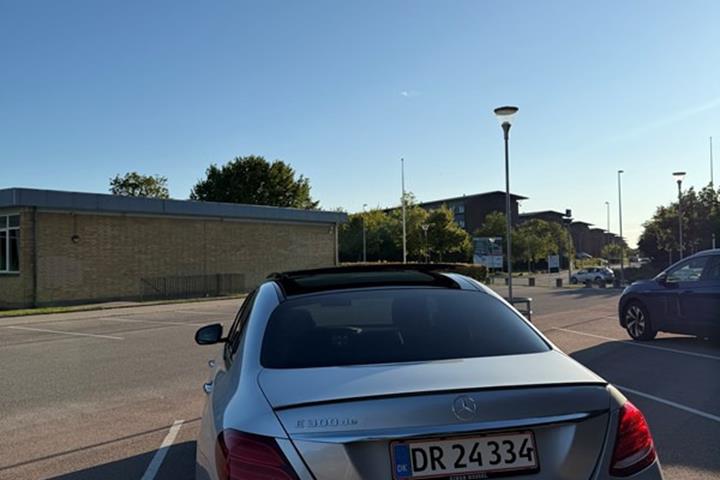 undefined Mercedes E300 de fra 2019