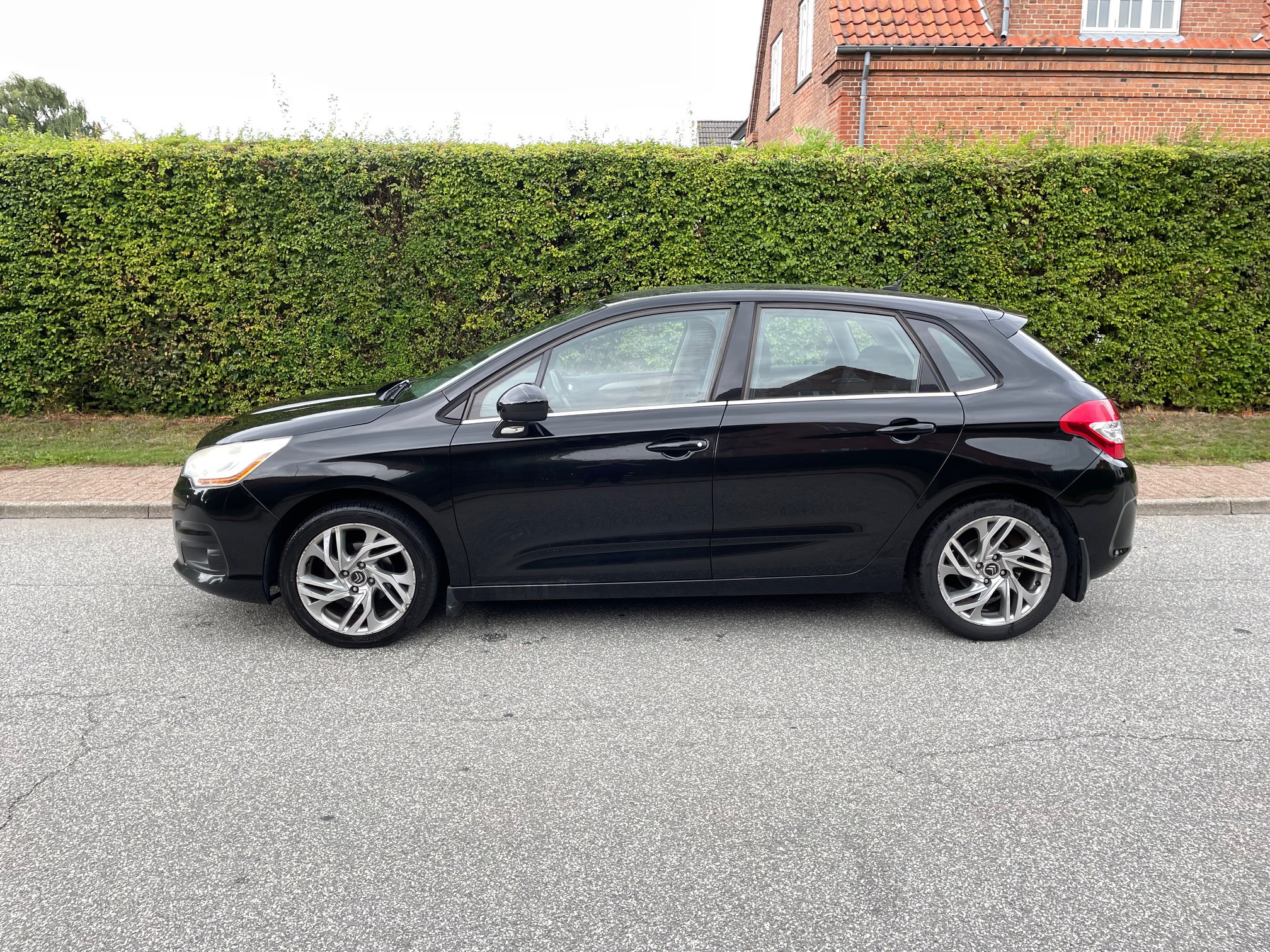 Sort Citroën C4 fra 2013