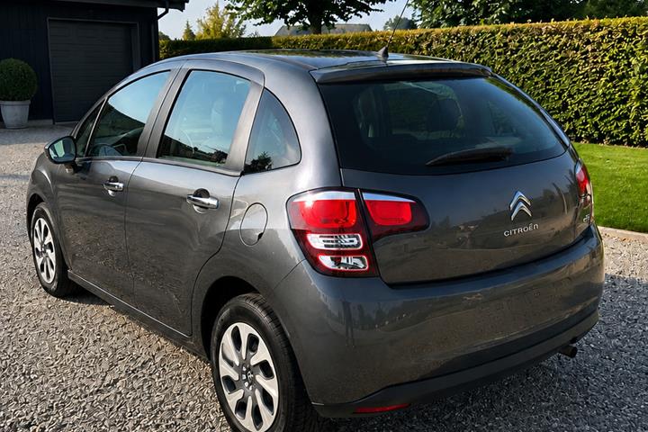 Grå Citroën C3 fra 2014