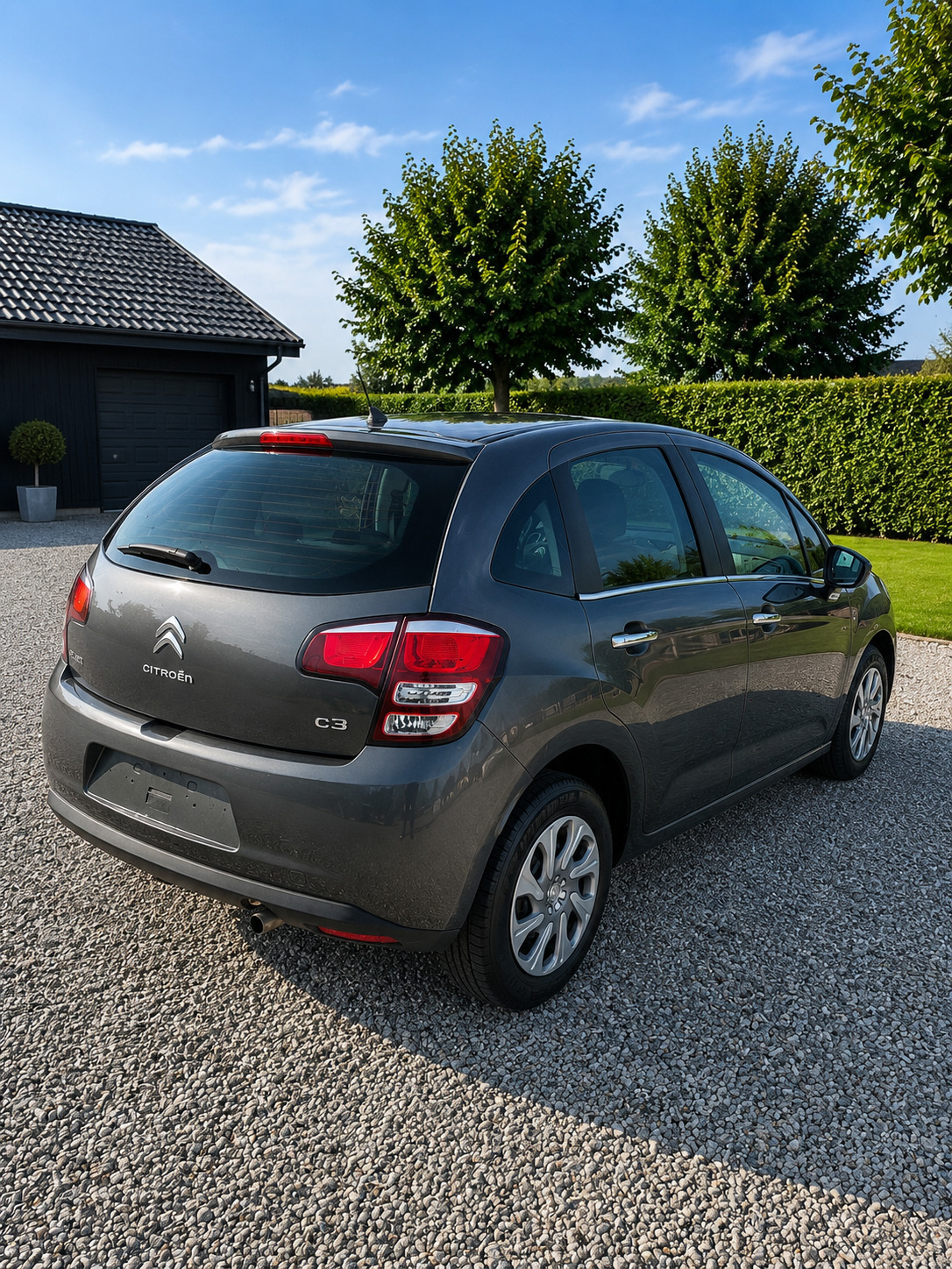 Grå Citroën C3 fra 2014