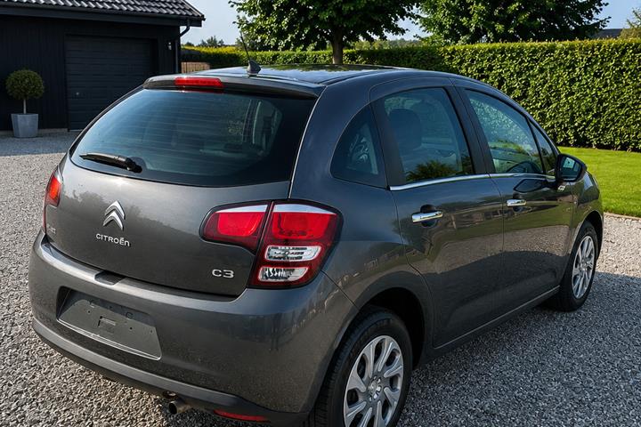 Grå Citroën C3 fra 2014