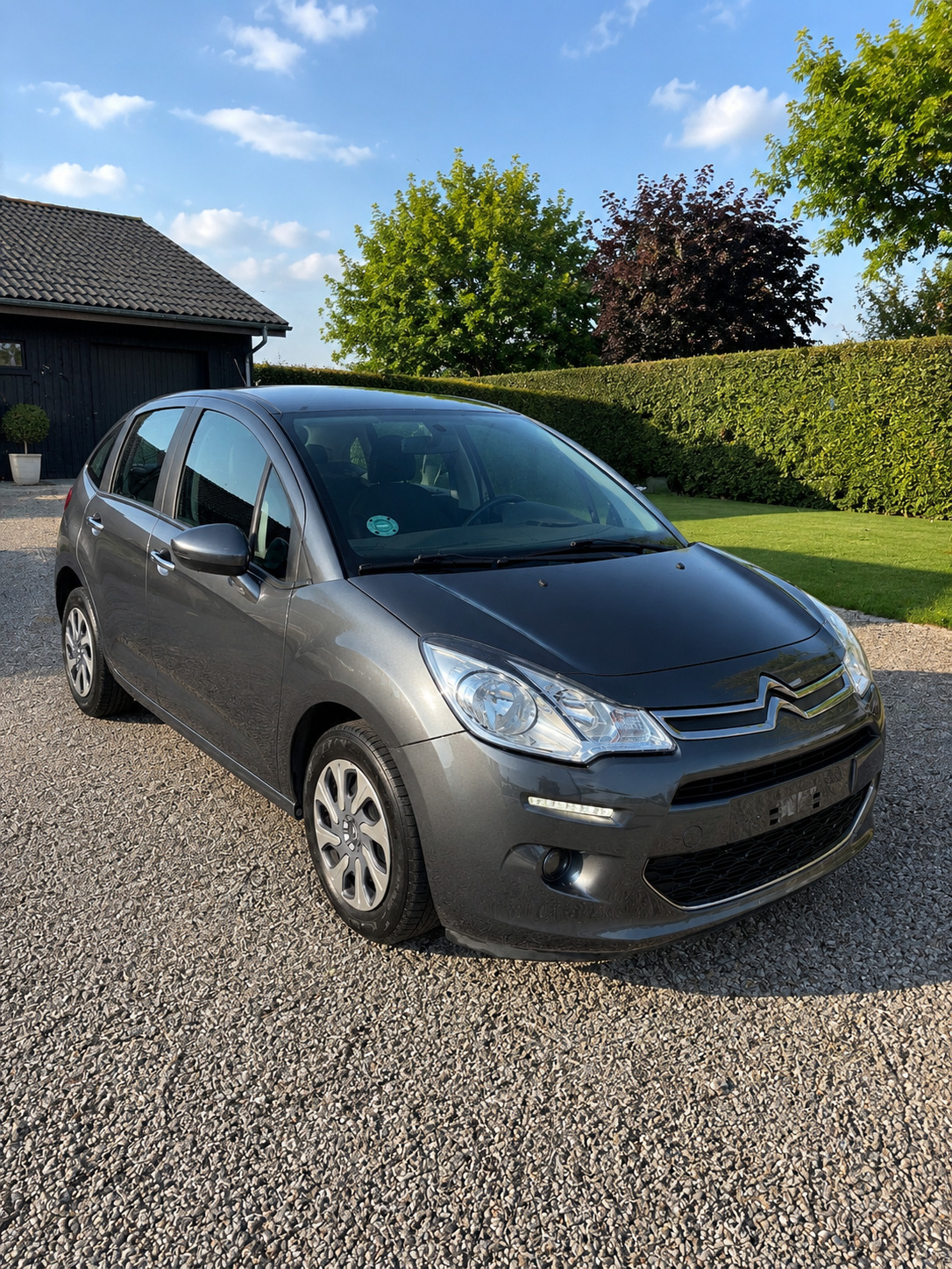 Grå Citroën C3 fra 2014