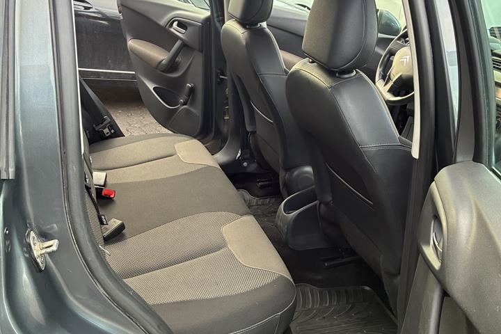 Grå Citroën C3 fra 2014