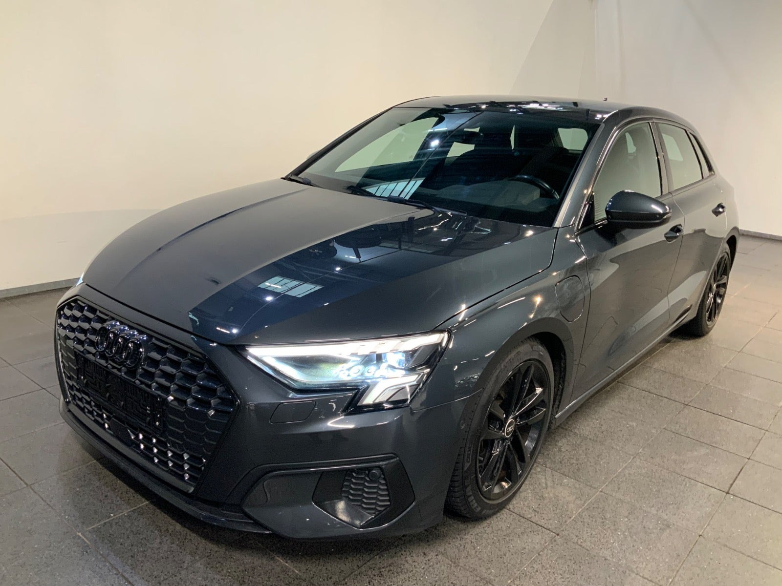 Audi A3 40 TFSi e Prestige Sportback S-tr.