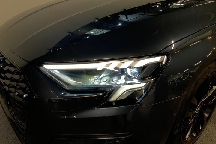 Grå Audi A3 fra 2021