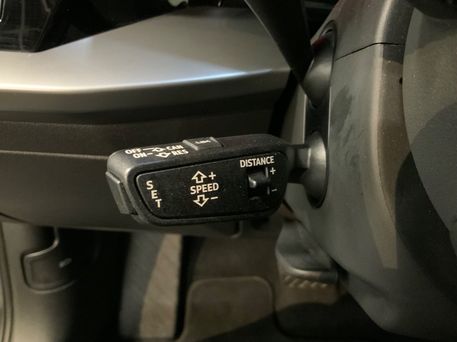 Grå Audi A3 fra 2021
