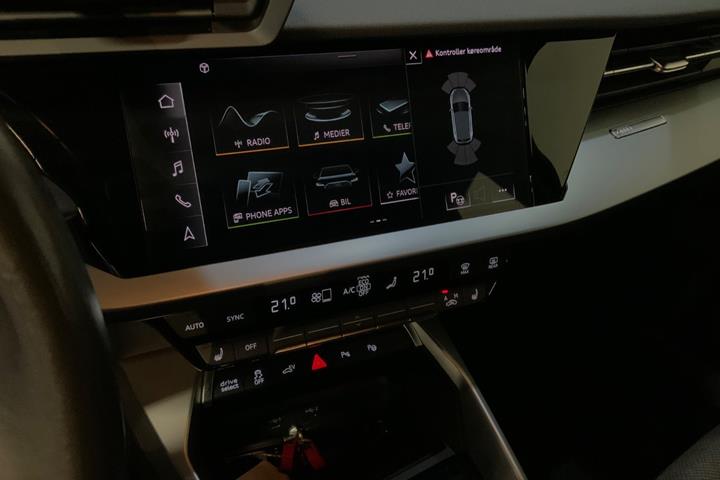 Grå Audi A3 fra 2021