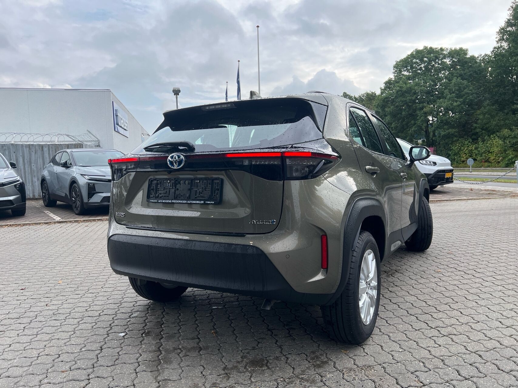 Bronze Toyota Yaris Cross fra 2023