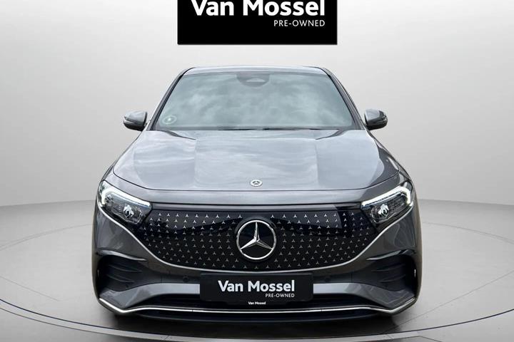 Grå Mercedes EQA 250+ fra 2025