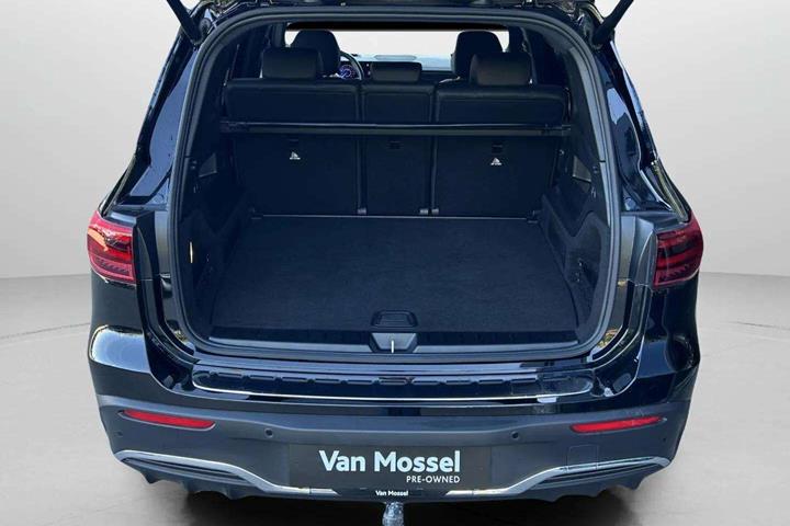 Sort Mercedes EQB 250+ fra 2025