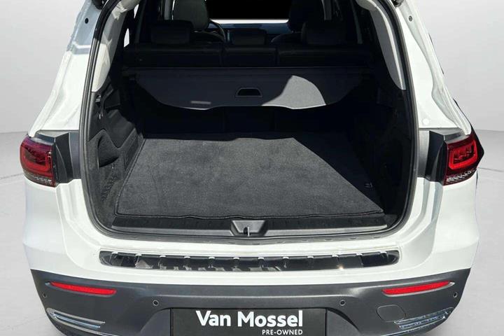 Hvid Mercedes EQB 250 fra 2023