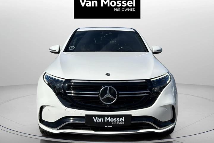 Hvid Mercedes EQC 400 fra 2022