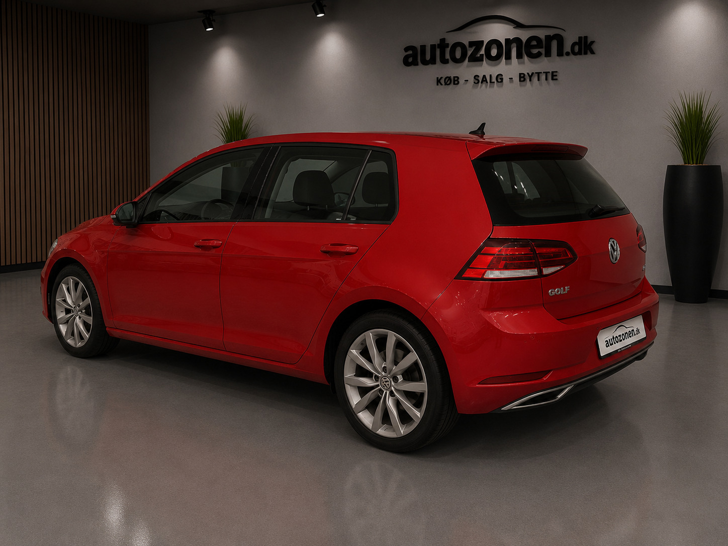 Rød VW Golf VII fra 2018