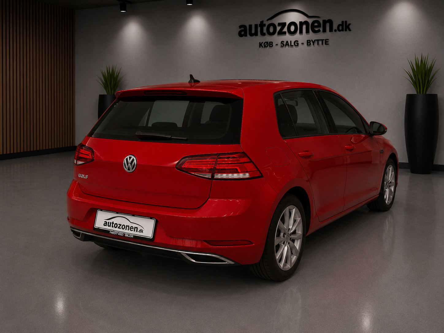 Rød VW Golf VII fra 2018