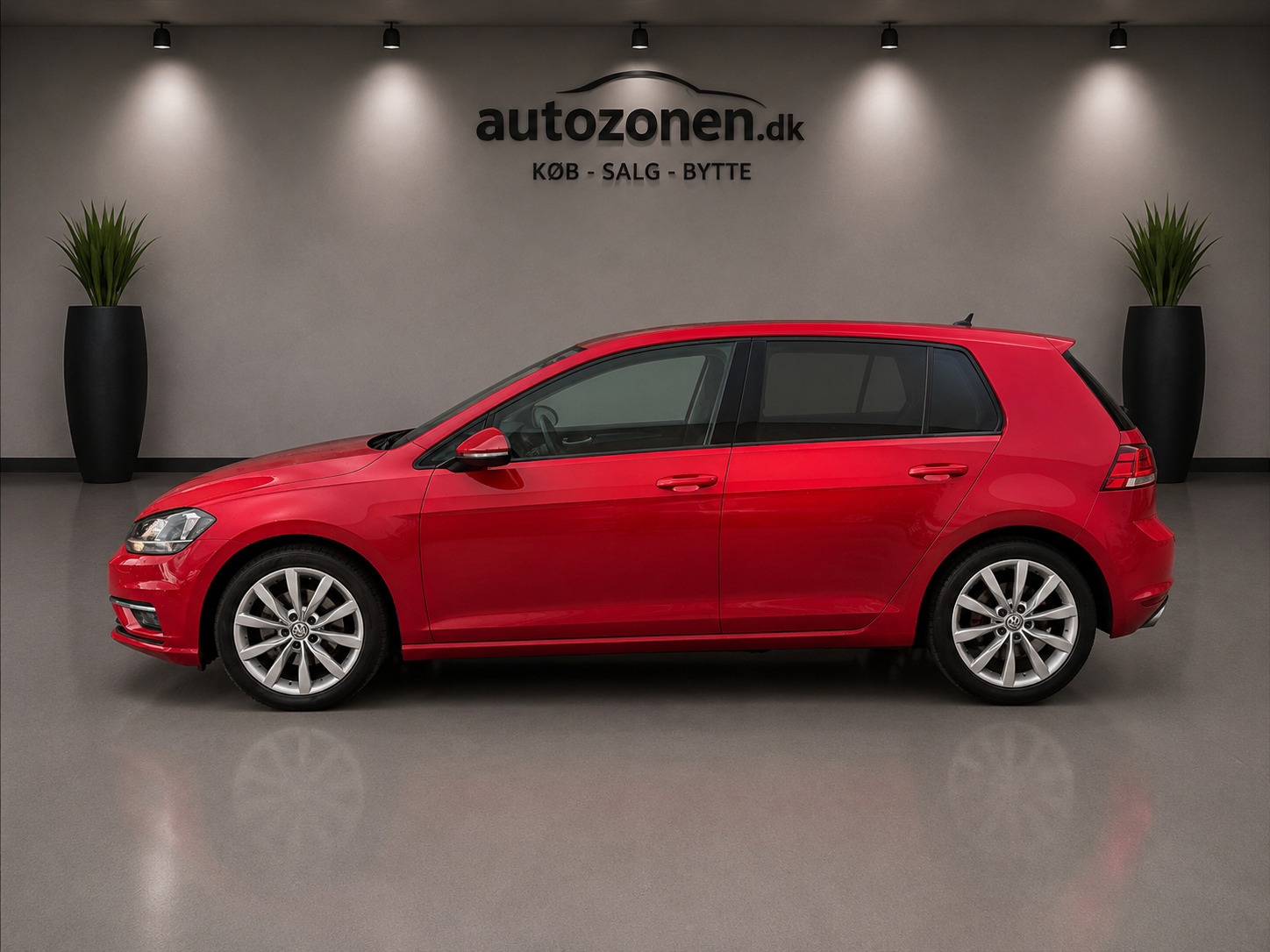 Rød VW Golf VII fra 2018