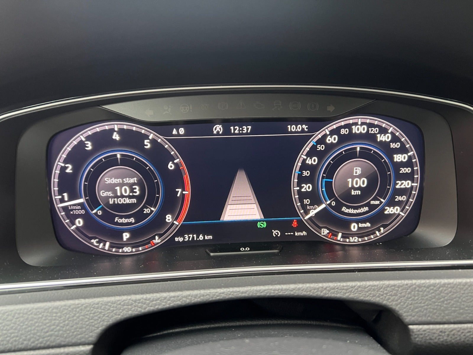 Rød VW Golf VII fra 2018
