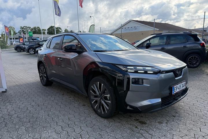 Grå Subaru Solterra fra 2026