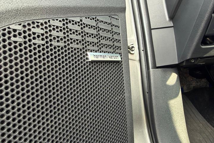 Grå Subaru Solterra fra 2026
