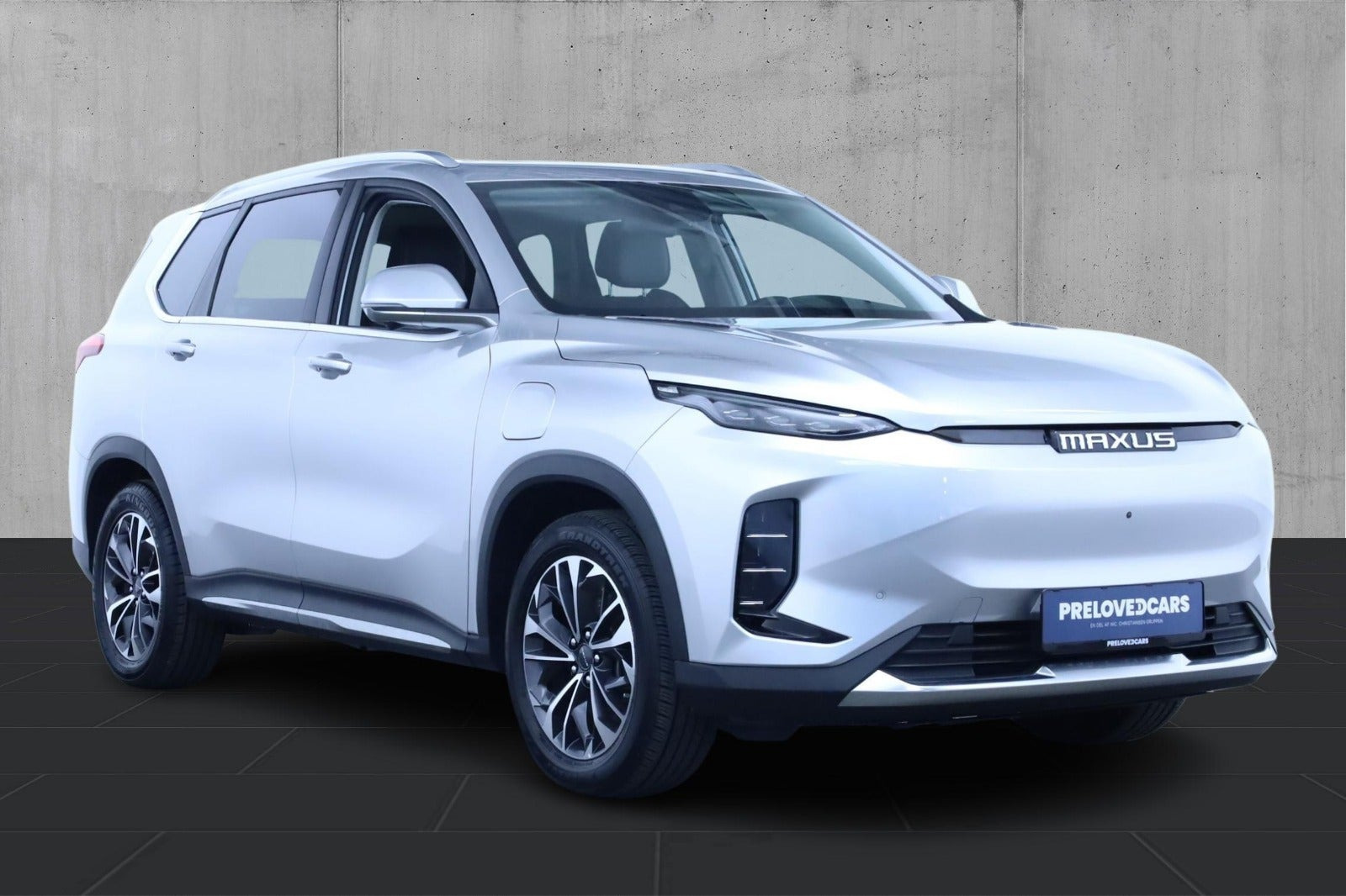 Sølv Maxus Euniq6 fra 2022