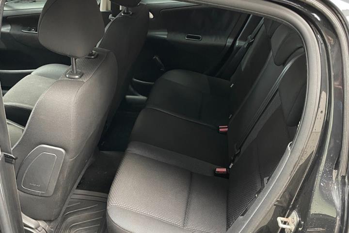 undefined Peugeot 207 fra 2011