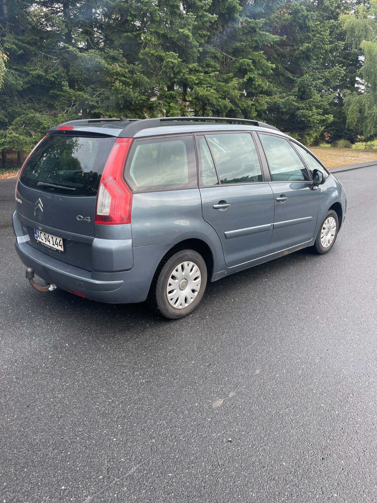 Grå Citroën Grand C4 Picasso fra 2009