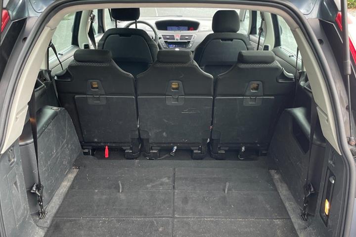 Grå Citroën Grand C4 Picasso fra 2009