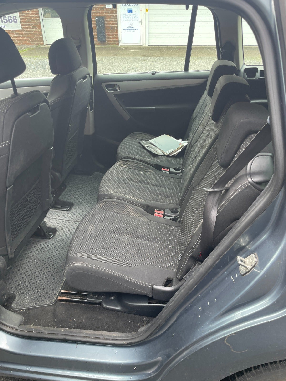 Grå Citroën Grand C4 Picasso fra 2009