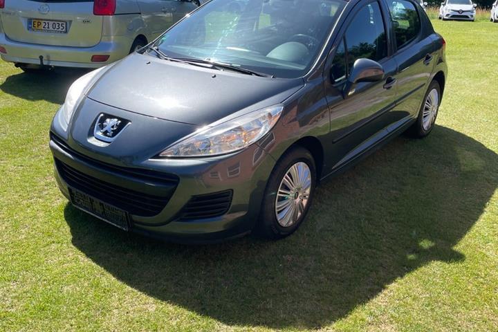 undefined Peugeot 207 fra 2010
