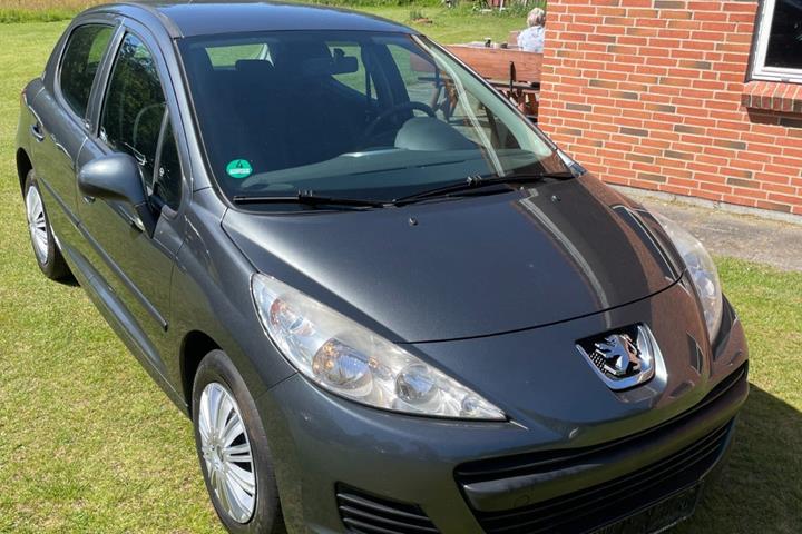 undefined Peugeot 207 fra 2010