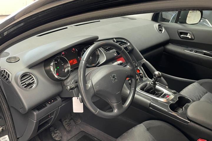 undefined Peugeot 3008 fra 2011