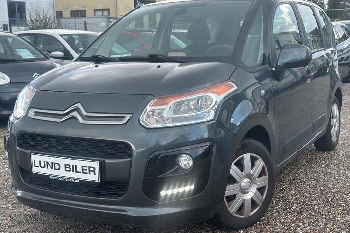 Grå Citroën C3 Picasso fra 2015 set udefra