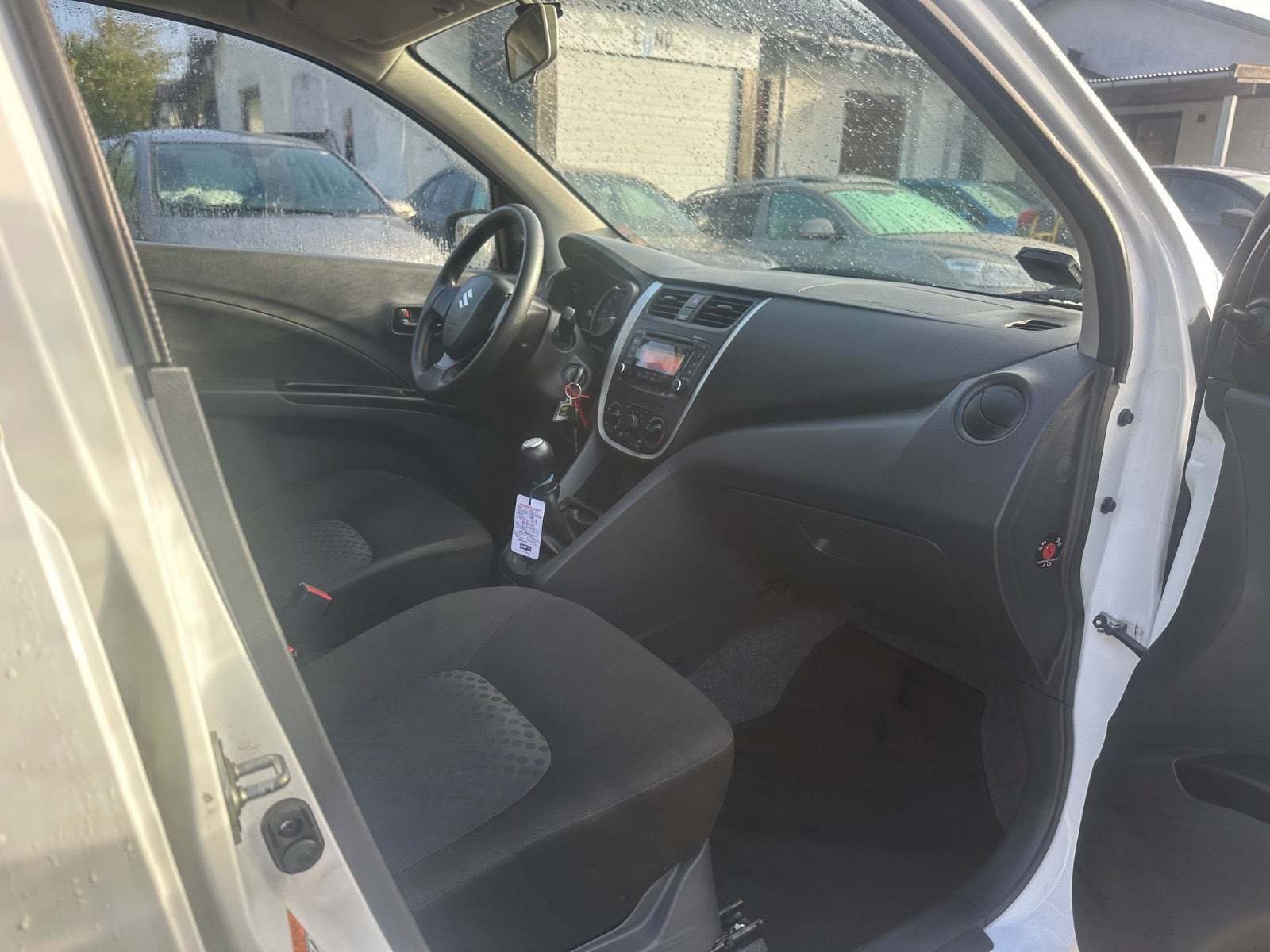 Hvid Suzuki Celerio fra 2017