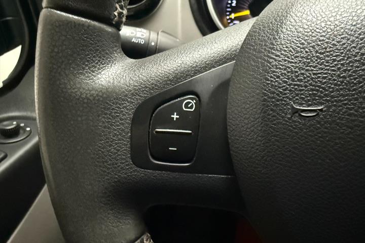 Sort Renault Trafic T29 fra 2016